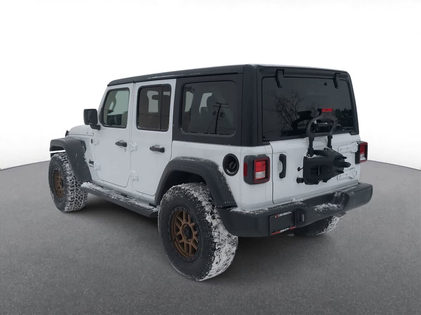 Used 2026 Jeep Wrangler Sport AWD/4WD image 6