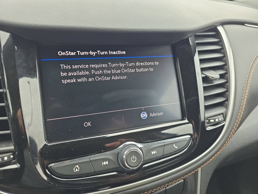 Used 2022 Chevrolet Trax LT w/ LT Convenience Package FWD image 22