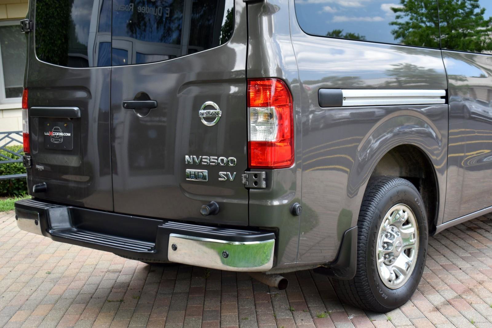 Used 2016 Nissan NV 3500 SV w/ SV Technology Package image 12