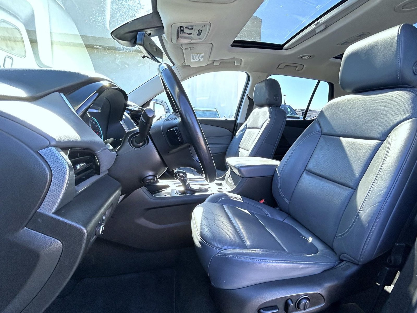 Certified 2021 Chevrolet Traverse Premier AWD/4WD image 11