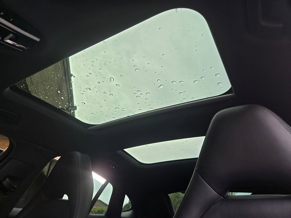 Used 2021 Porsche Panamera 4S image 25