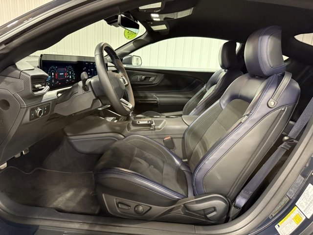 Used 2024 Ford Mustang Dark Horse image 10