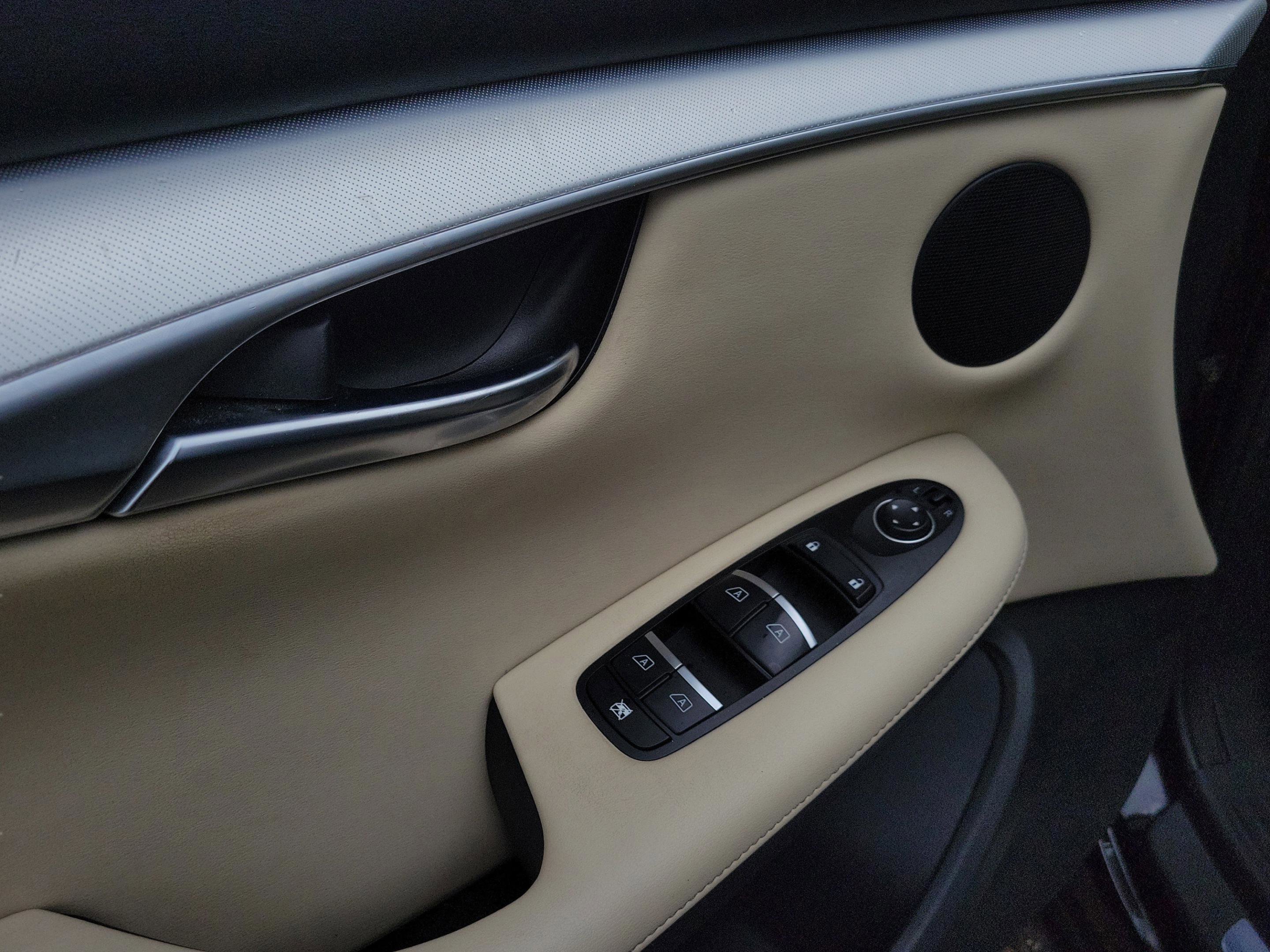 Used 2019 INFINITI QX50 Luxe w/ Cargo Package image 19