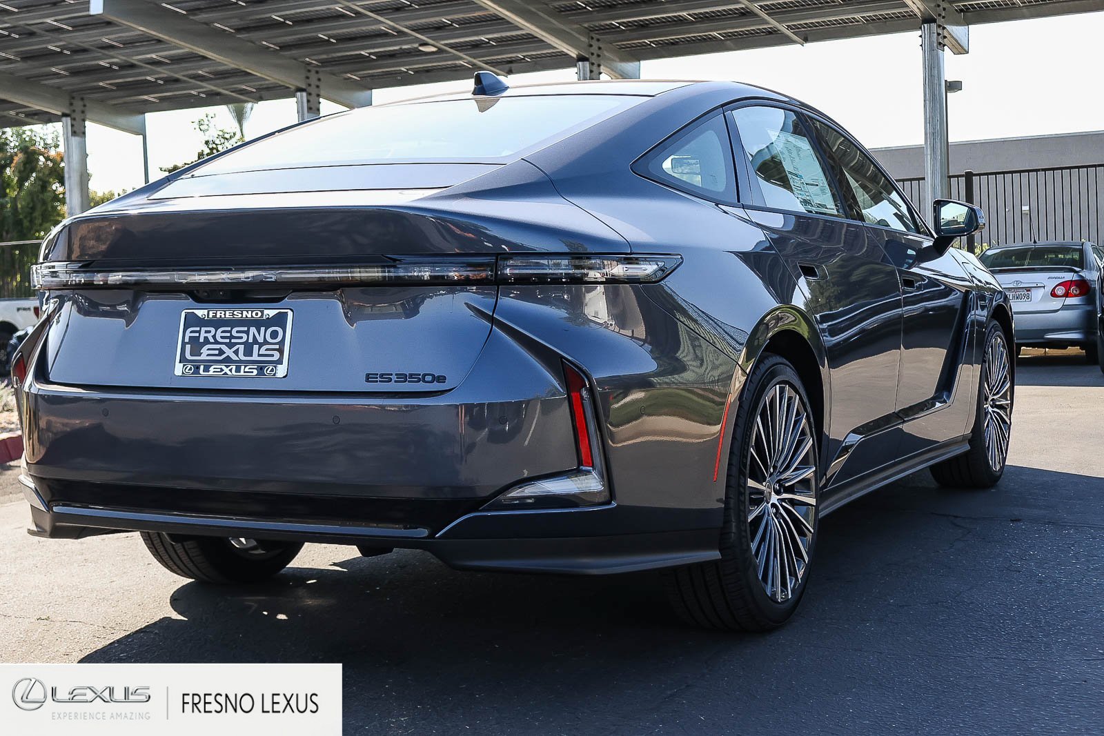 New 2026 Lexus ES 350e w/ Cold Area Package FWD image 6