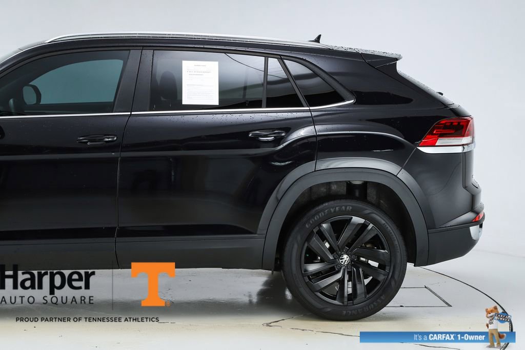 Used 2023 Volkswagen Atlas Cross Sport SE w/ Black Wheel Package image 42