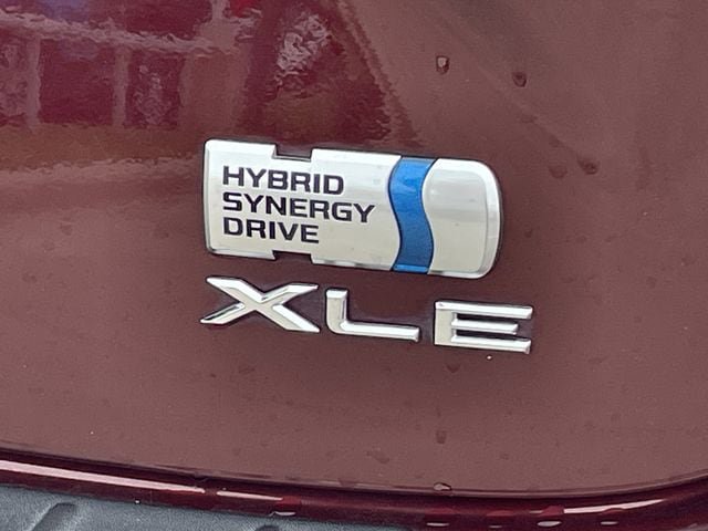 Used 2018 Toyota Avalon XLE Premium FWD image 6