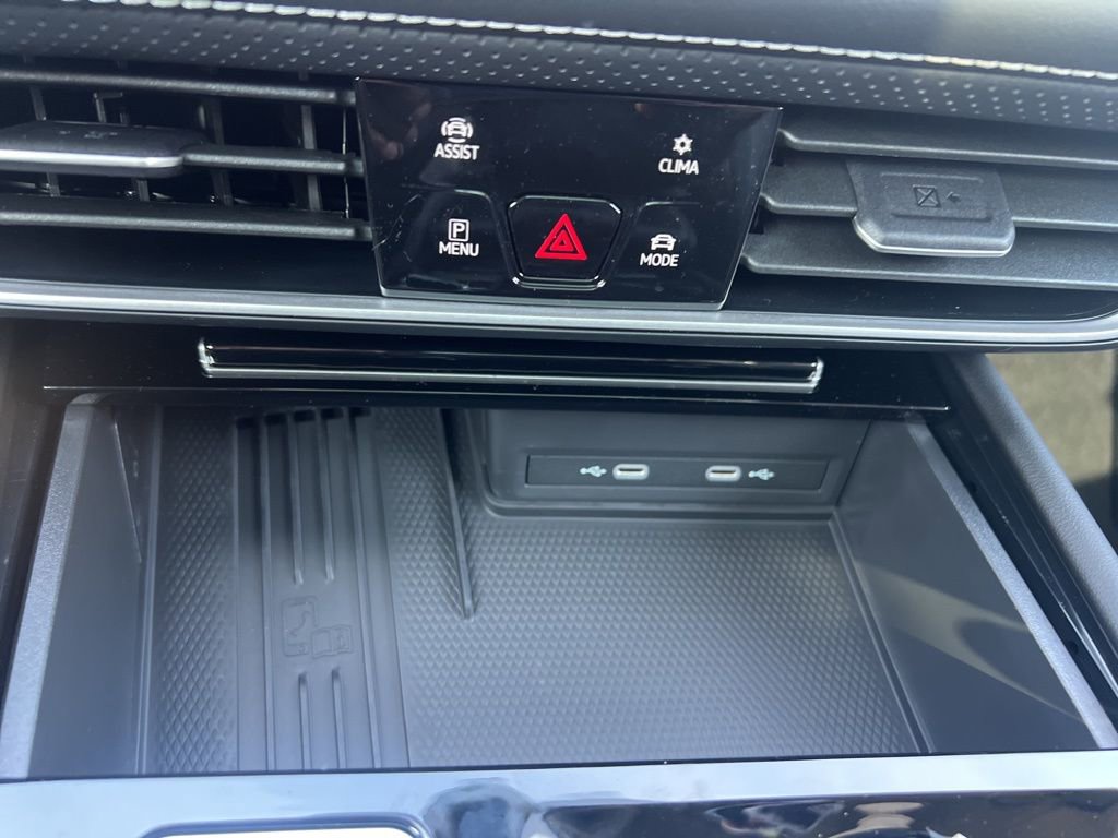 New 2026 Volkswagen Atlas SE image 25