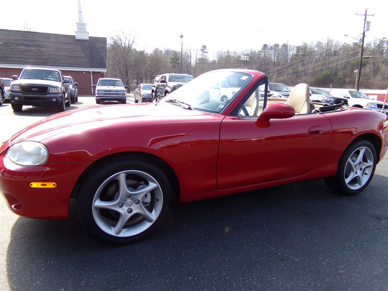 Used 2002 MAZDA MX-5 Miata LS image 1