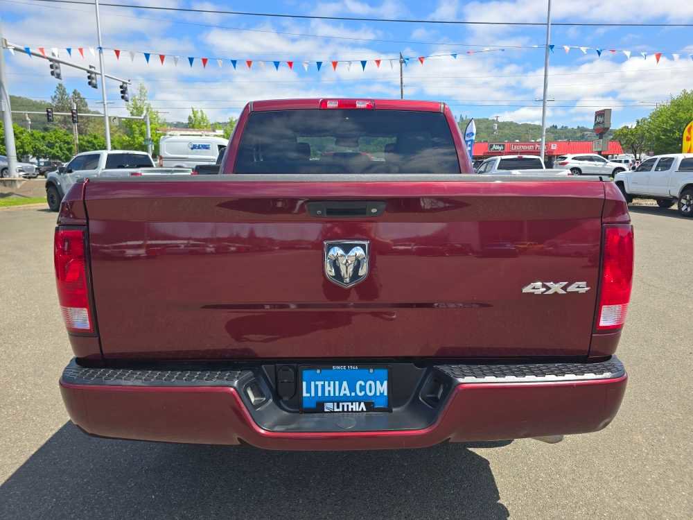 Used 2018 RAM 1500 Express AWD/4WD image 4