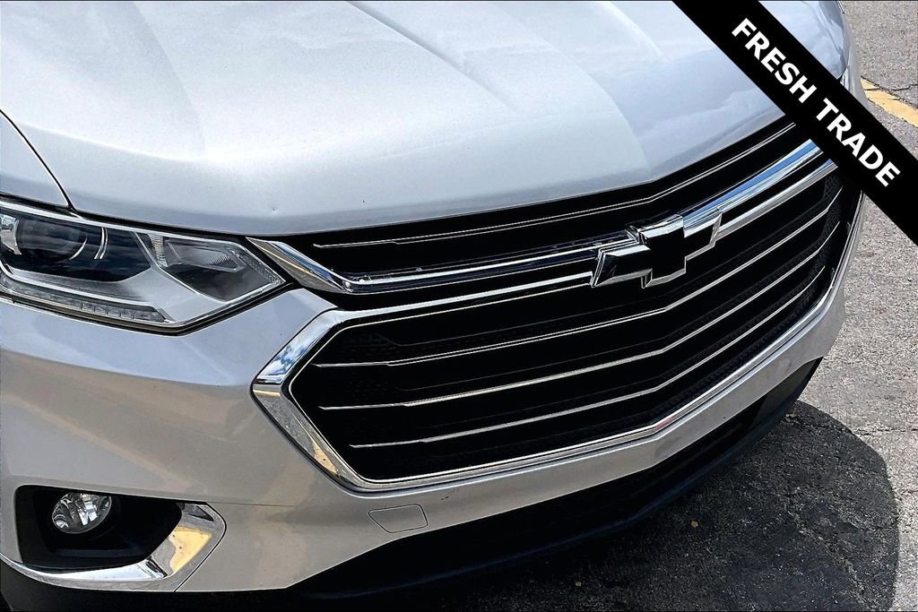 Used 2021 Chevrolet Traverse LT FWD image 33