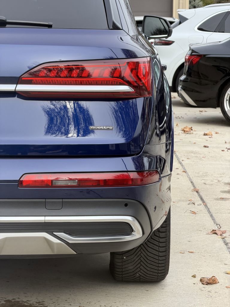 Used 2022 Audi Q7 3.0T Prestige image 14