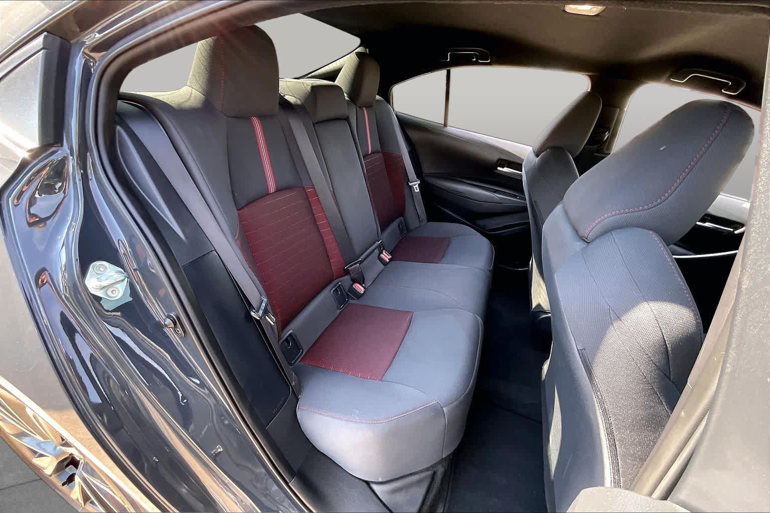 Used 2023 Toyota Corolla SE FWD image 19