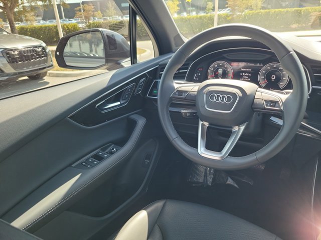 Certified 2025 Audi Q7 3.0T Premium Plus w/ Premium Plus Package image 13