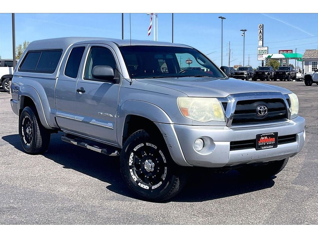Used 2006 Toyota Tacoma 4x4 Access Cab V6 video 2