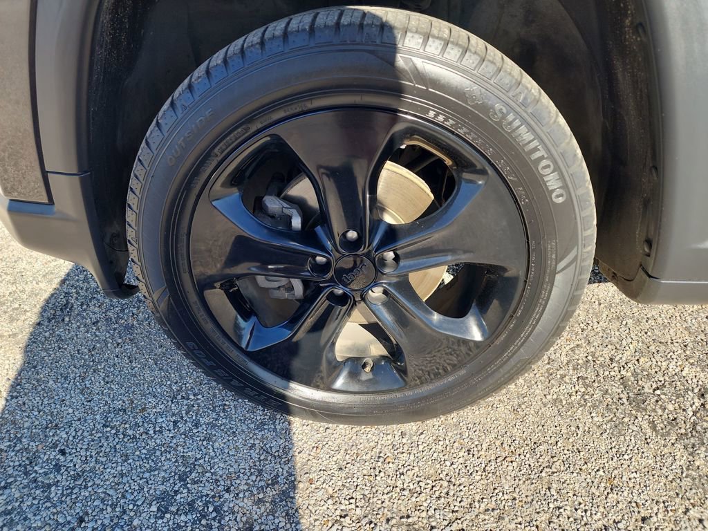 Used 2019 Jeep Compass Altitude image 11