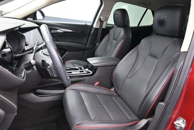 Used 2023 Buick Envision Essence w/ Sport Touring Package FWD image 22