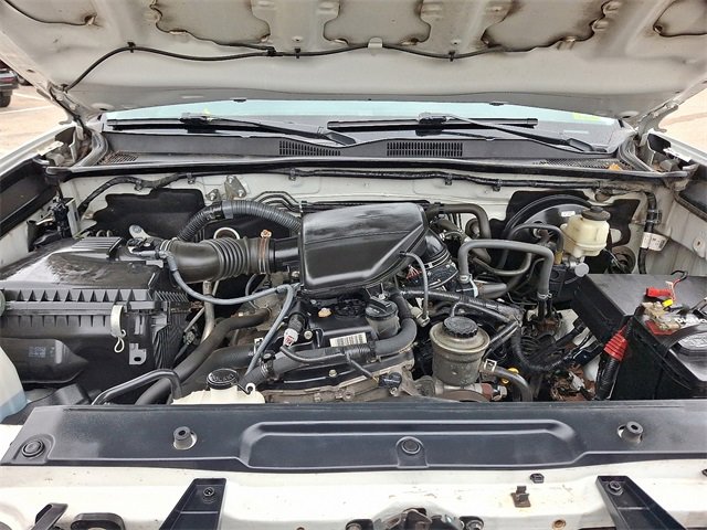 Used 2017 Toyota Tacoma SR5 w/ SR5 Appearance Package (SM) image 26