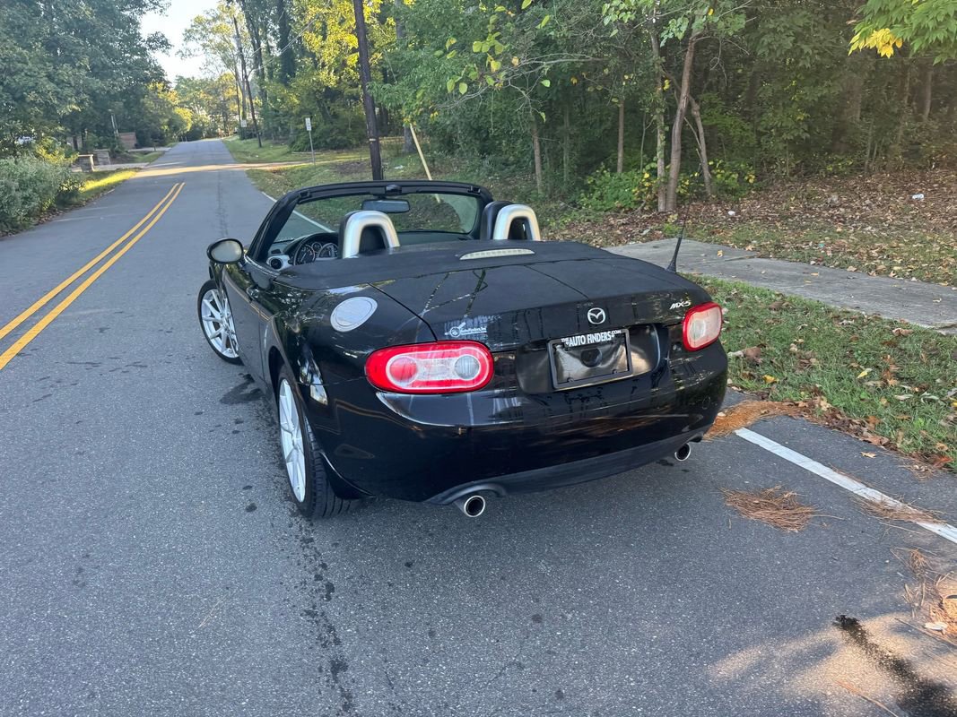Used 2012 MAZDA MX-5 Miata Grand Touring image 10
