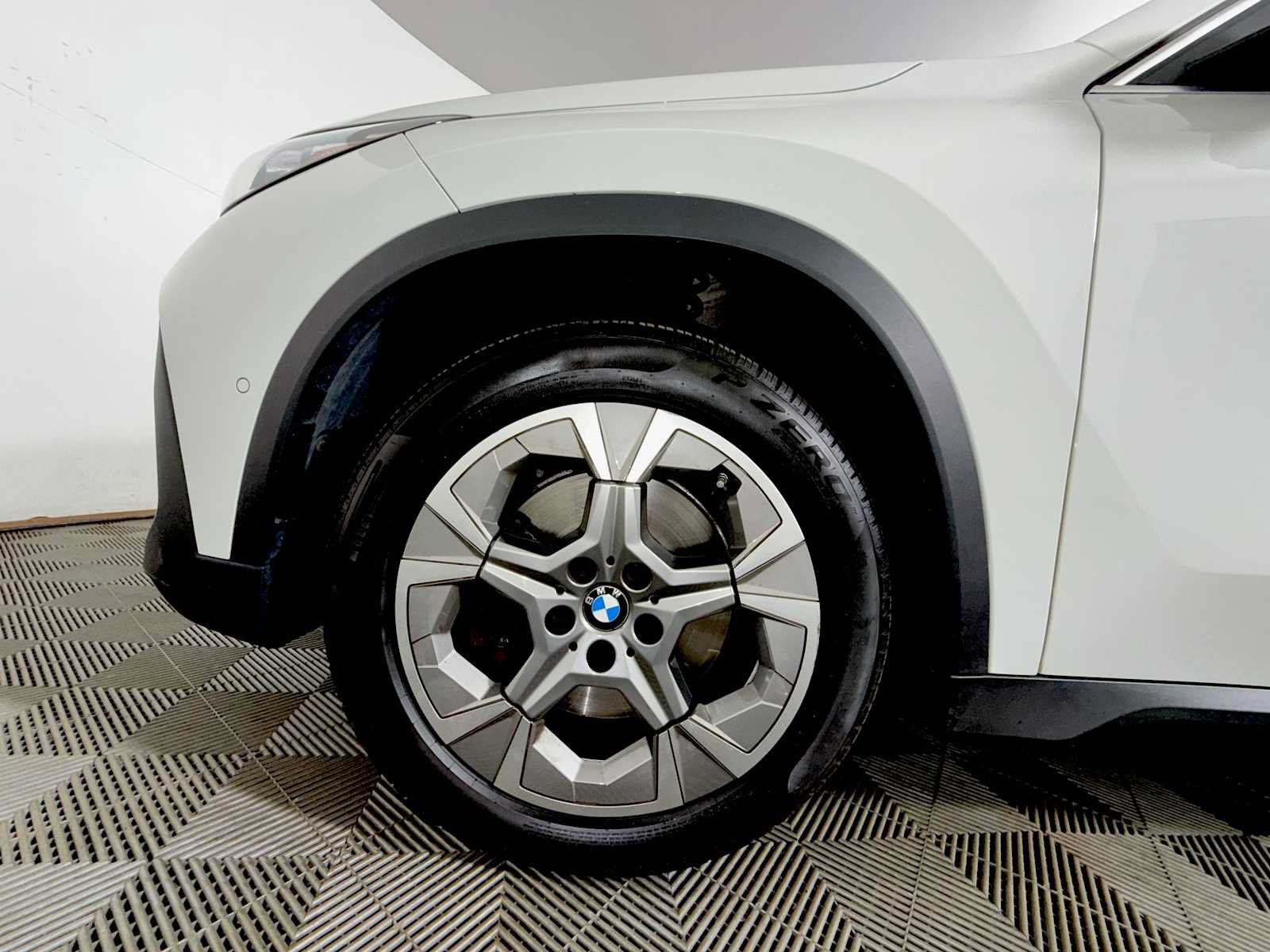 Used 2023 BMW X1 xDrive28i w/ Premium Package AWD/4WD image 8
