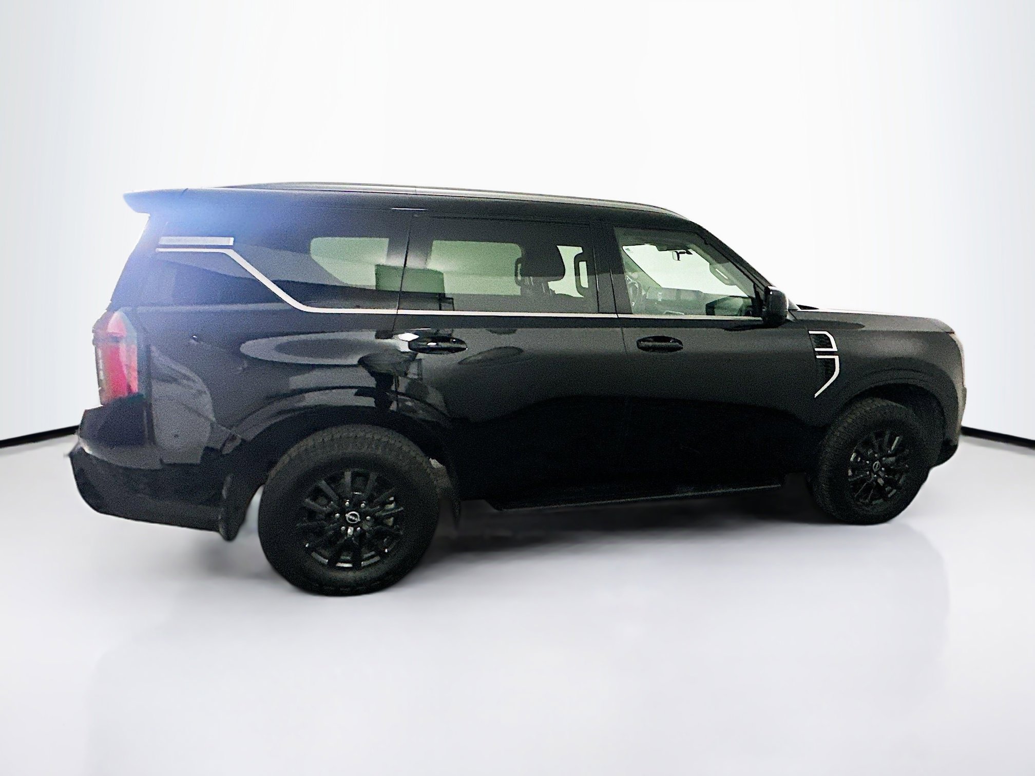 Used 2025 Nissan Armada SV image 10