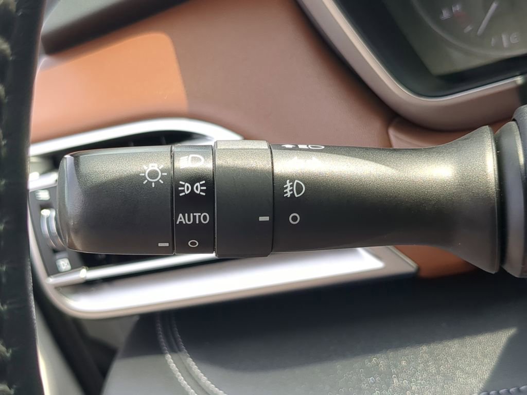 Used 2021 Subaru Outback Touring XT AWD/4WD image 28