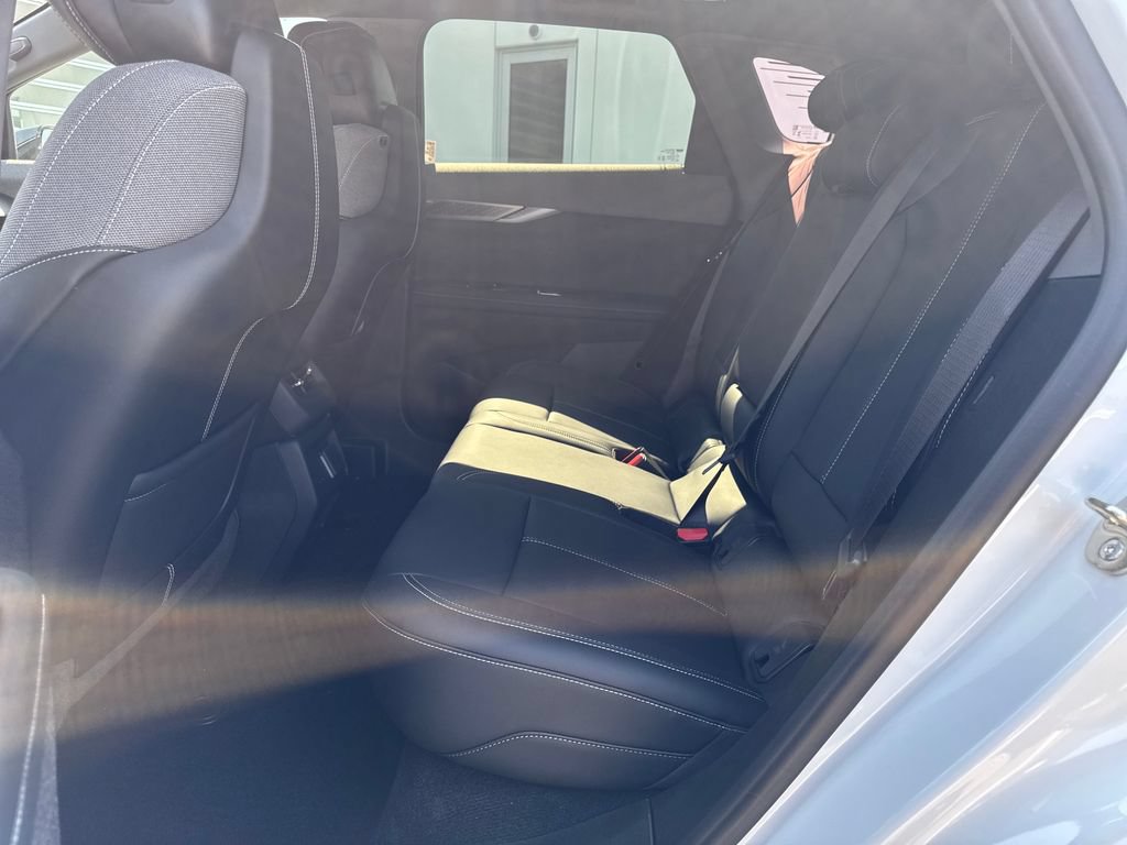 New 2027 Cadillac Optiq Luxury AWD/4WD image 16