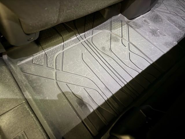 Used 2024 Chevrolet Equinox LT w/ LPO, Floor Liner Package image 19