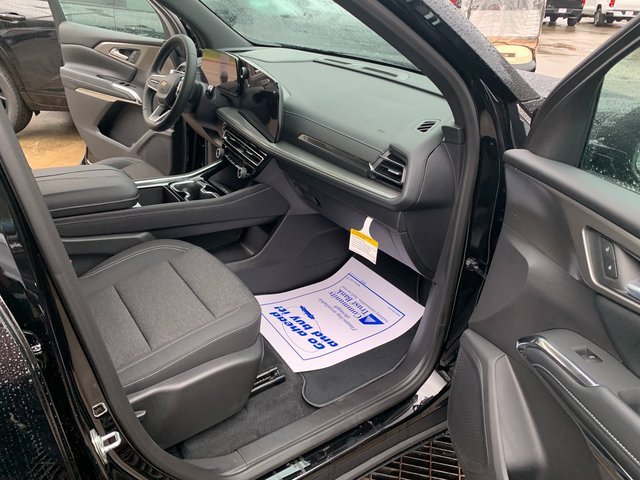 New 2026 Chevrolet Traverse LT image 15