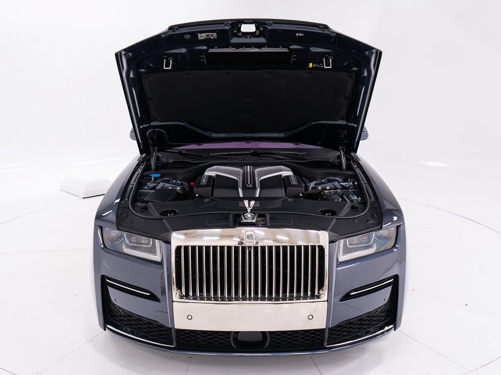 Certified 2023 Rolls-Royce Ghost Extended Wheelbase w/ Ghost Package AWD/4WD image 55
