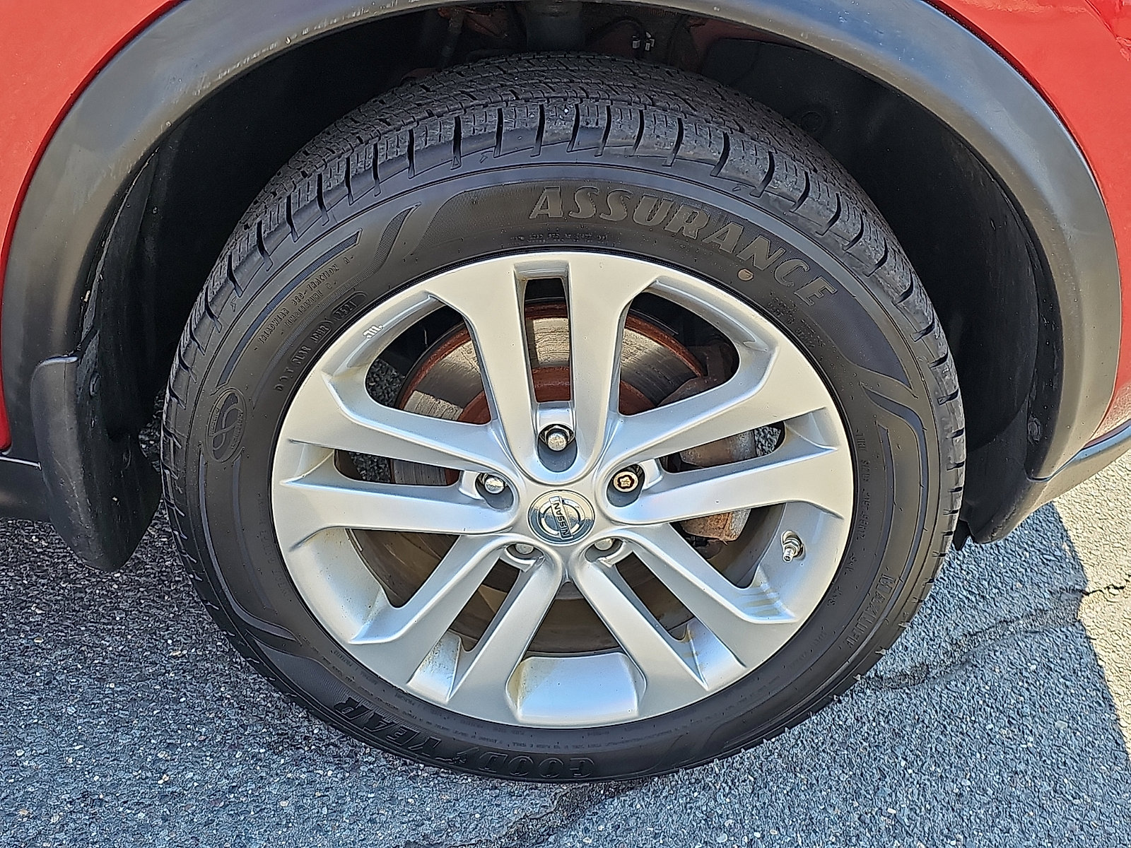 Used 2015 Nissan Juke SL image 8