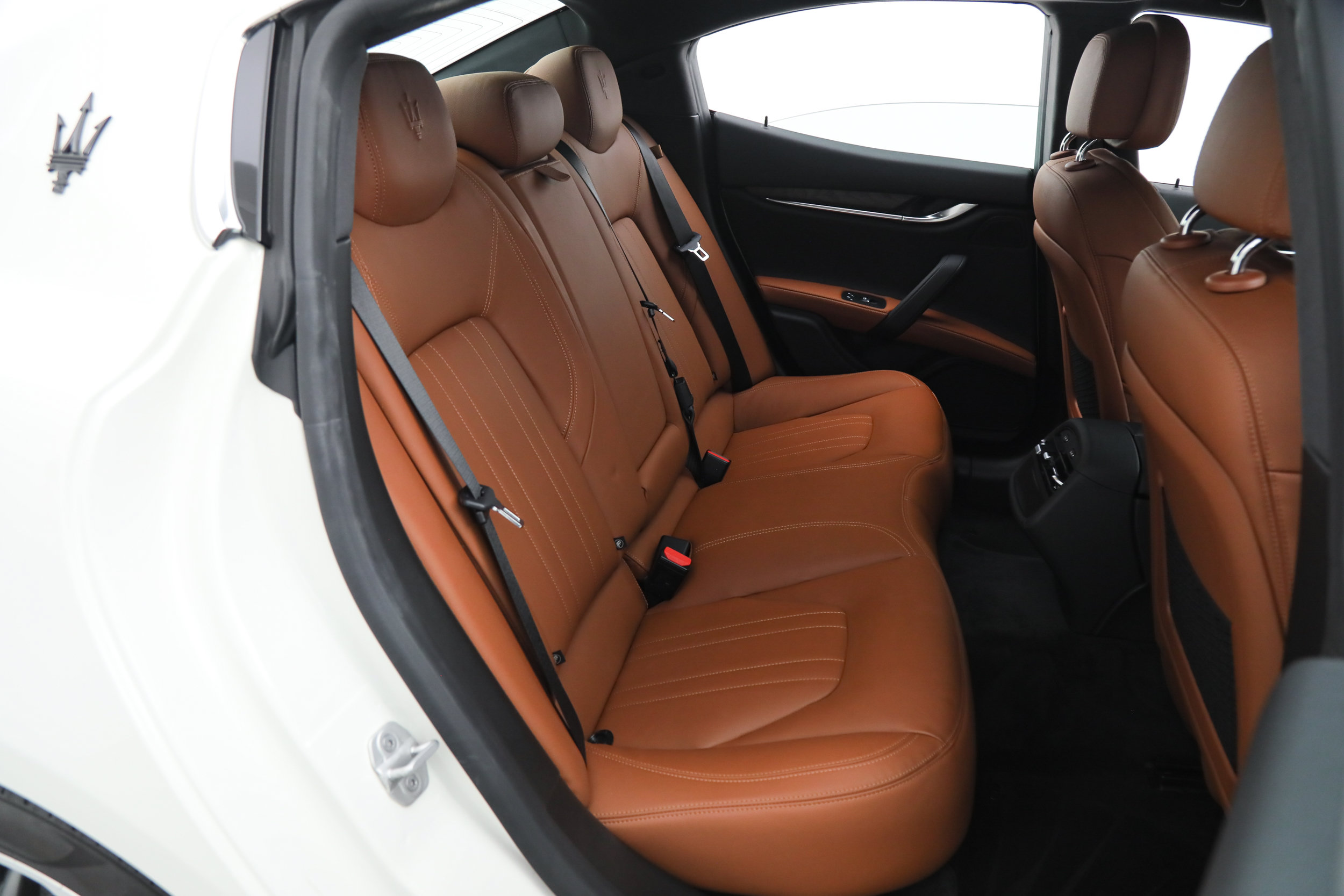 Certified 2023 Maserati Ghibli Modena RWD image 13