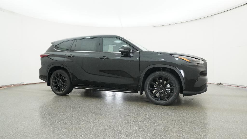 New 2026 Toyota Highlander XLE image 28