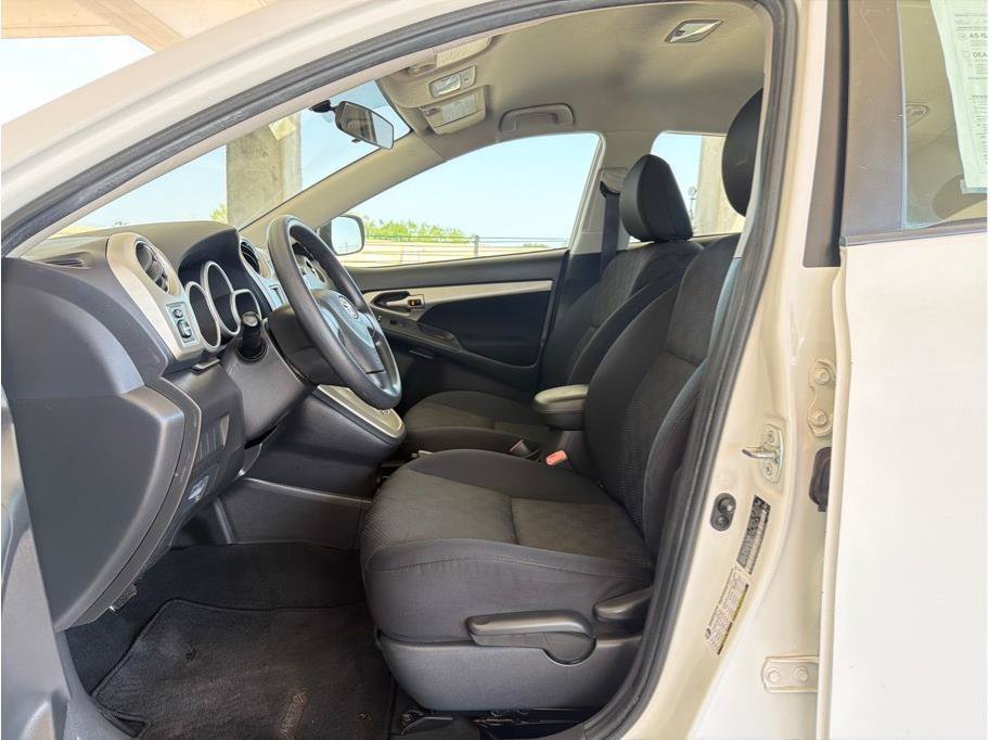 Used 2009 Toyota Matrix FWD image 10
