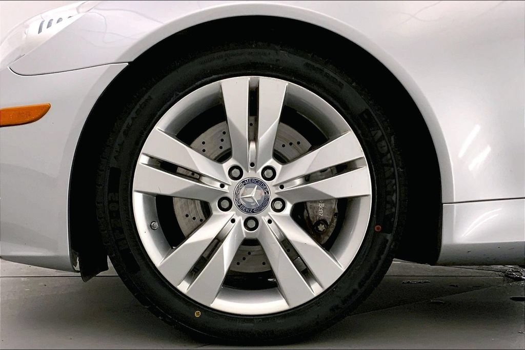 Used 2010 Mercedes-Benz SLK 350 image 8