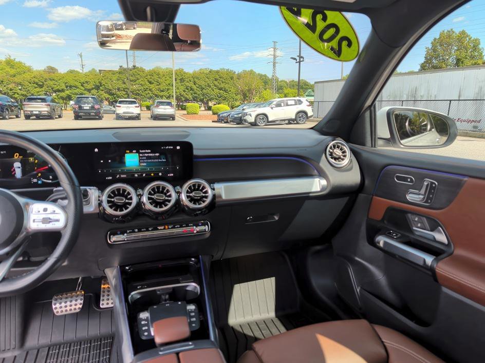 Used 2022 Mercedes-Benz GLB 250 image 10