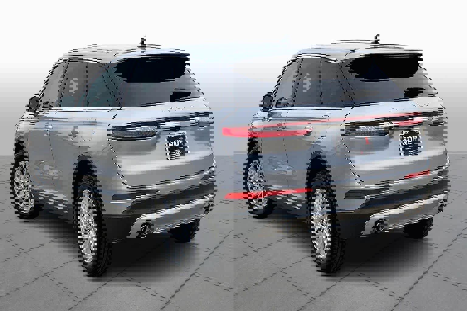 Used 2024 Lincoln Corsair FWD image 11