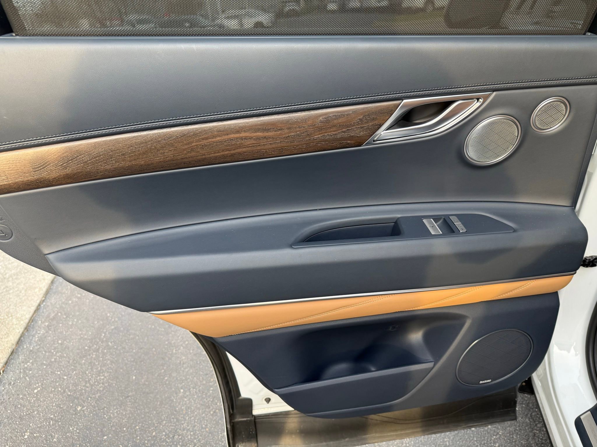 Used 2022 Genesis GV80 2.5T w/ Prestige Package 04 image 17