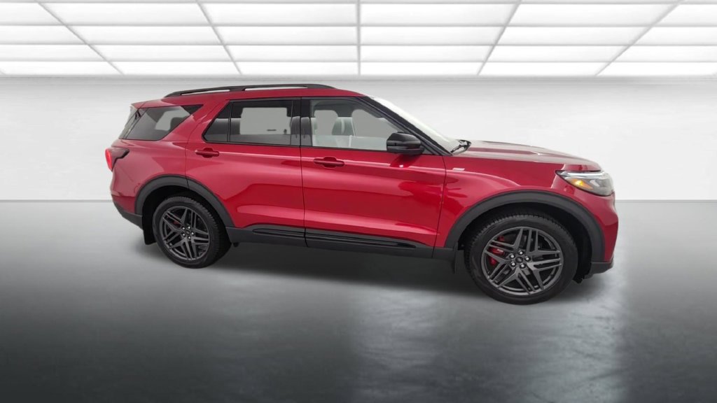 New 2026 Ford Explorer ST-Line w/ ST-Line Street Pack AWD/4WD image 9