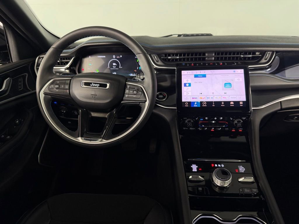 Used 2023 Jeep Grand Cherokee Trailhawk w/ Advanced Protech Group II image 21