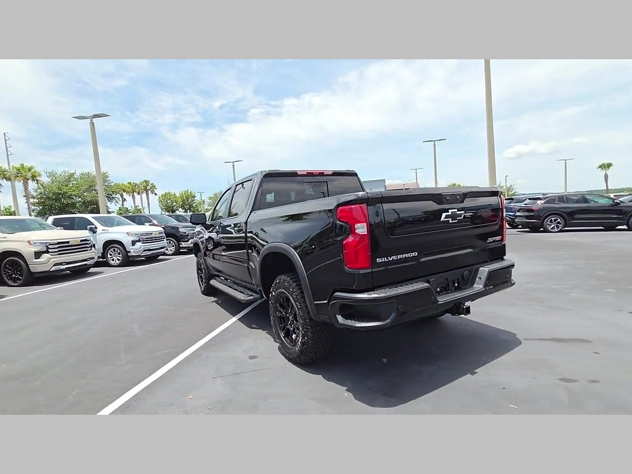 New 2026 Chevrolet Silverado 1500 ZR2 AWD/4WD image 21