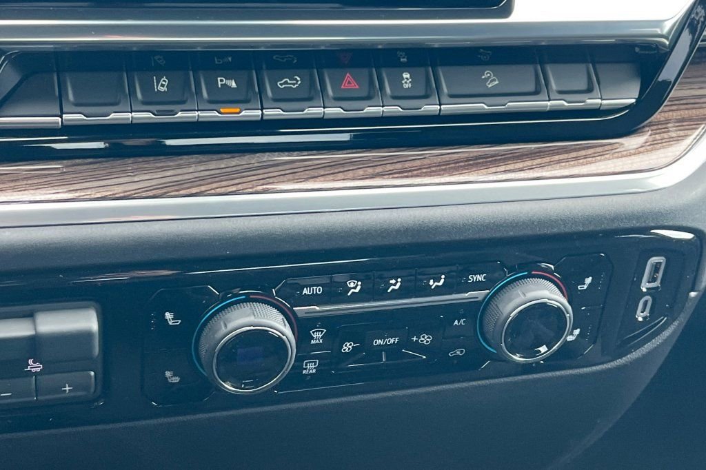 New 2026 Chevrolet Silverado 2500 LT image 17