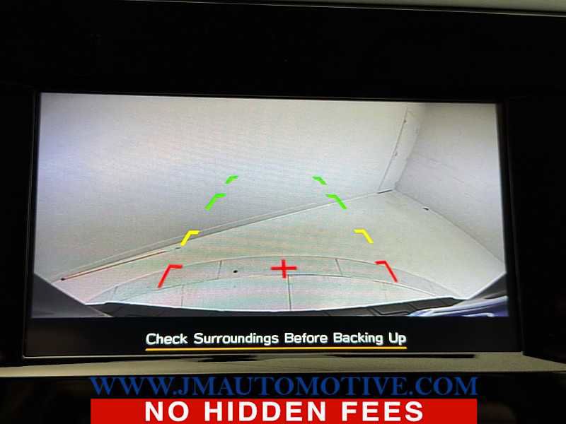 Used 2023 Subaru Forester Premium AWD/4WD image 34