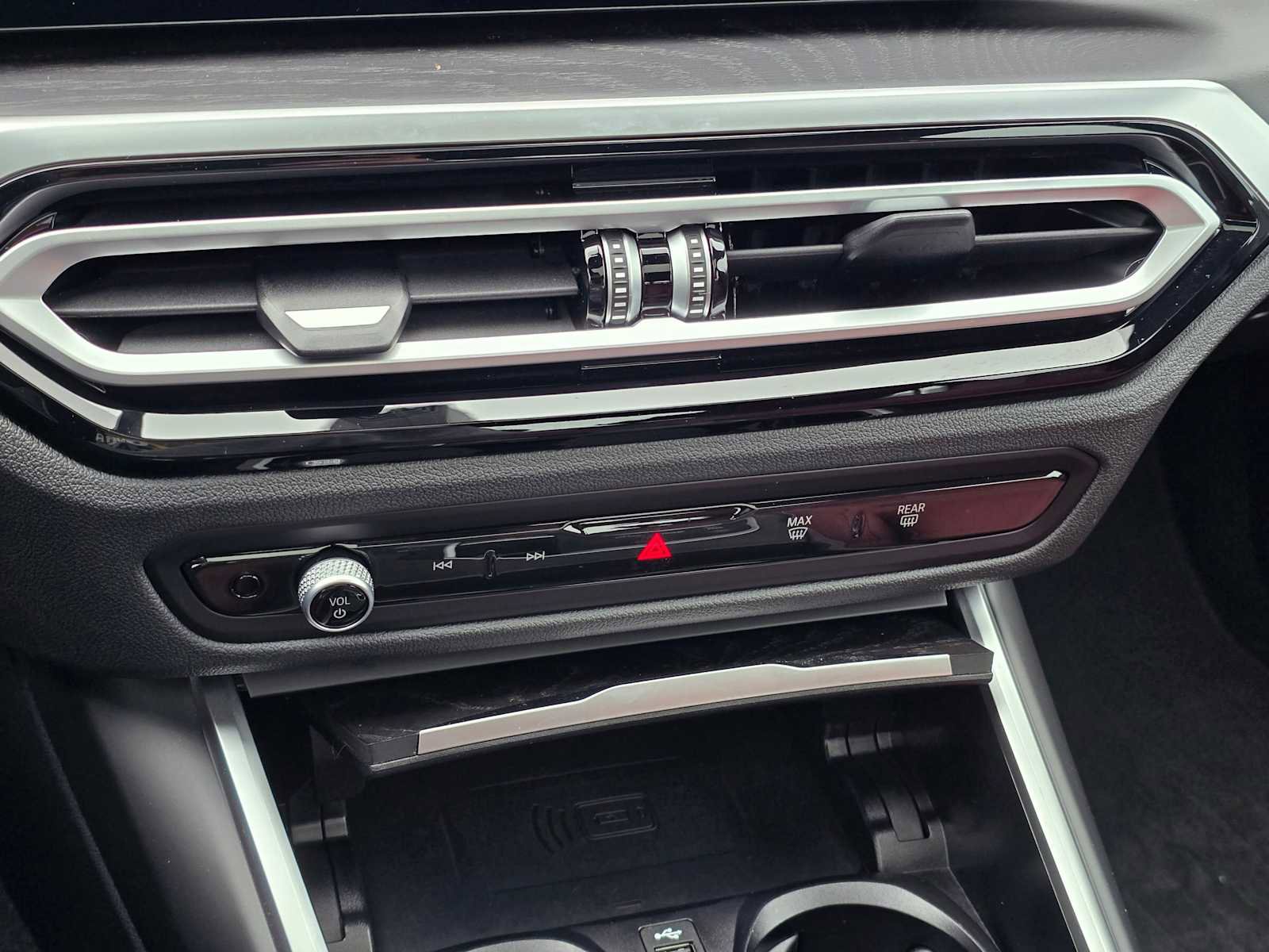 Used 2024 BMW i4 eDrive35 w/ Premium Package image 33