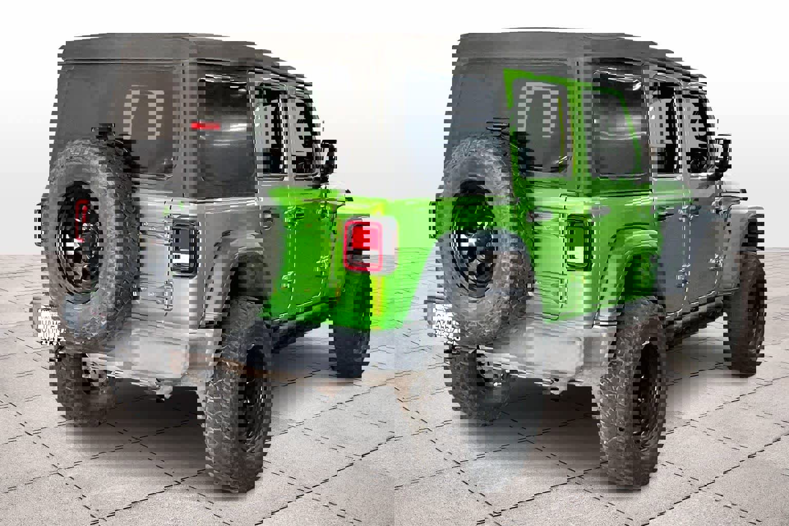 Used 2018 Jeep Wrangler Unlimited Sport image 15