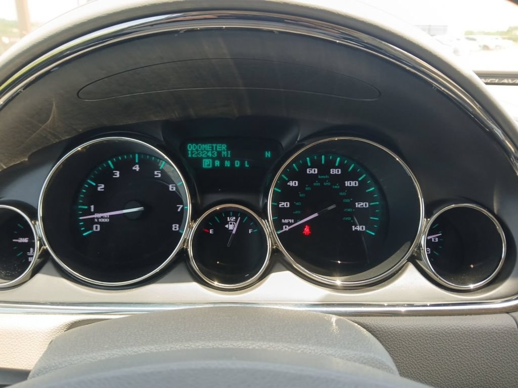 Used 2015 Buick Enclave Leather FWD image 18