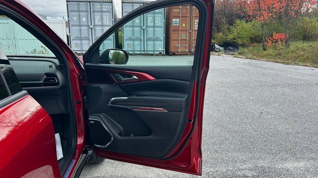 Certified 2024 Chevrolet Traverse RS image 43