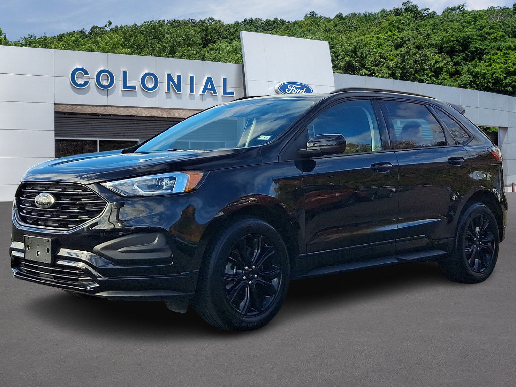 Certified 2024 Ford Edge SE w/ Black Appearance Package AWD/4WD image 3