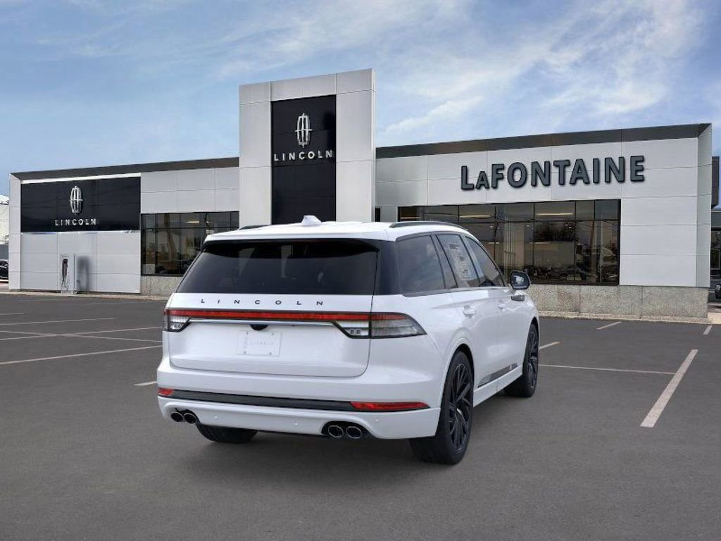 New 2025 Lincoln Aviator Black Label w/ Jet Appearance Package AWD/4WD image 8