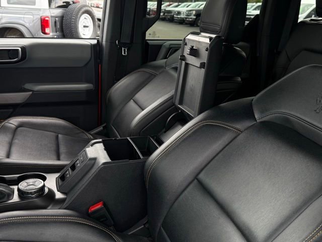 Certified 2023 Ford Bronco Badlands w/ Sasquatch Package AWD/4WD image 30