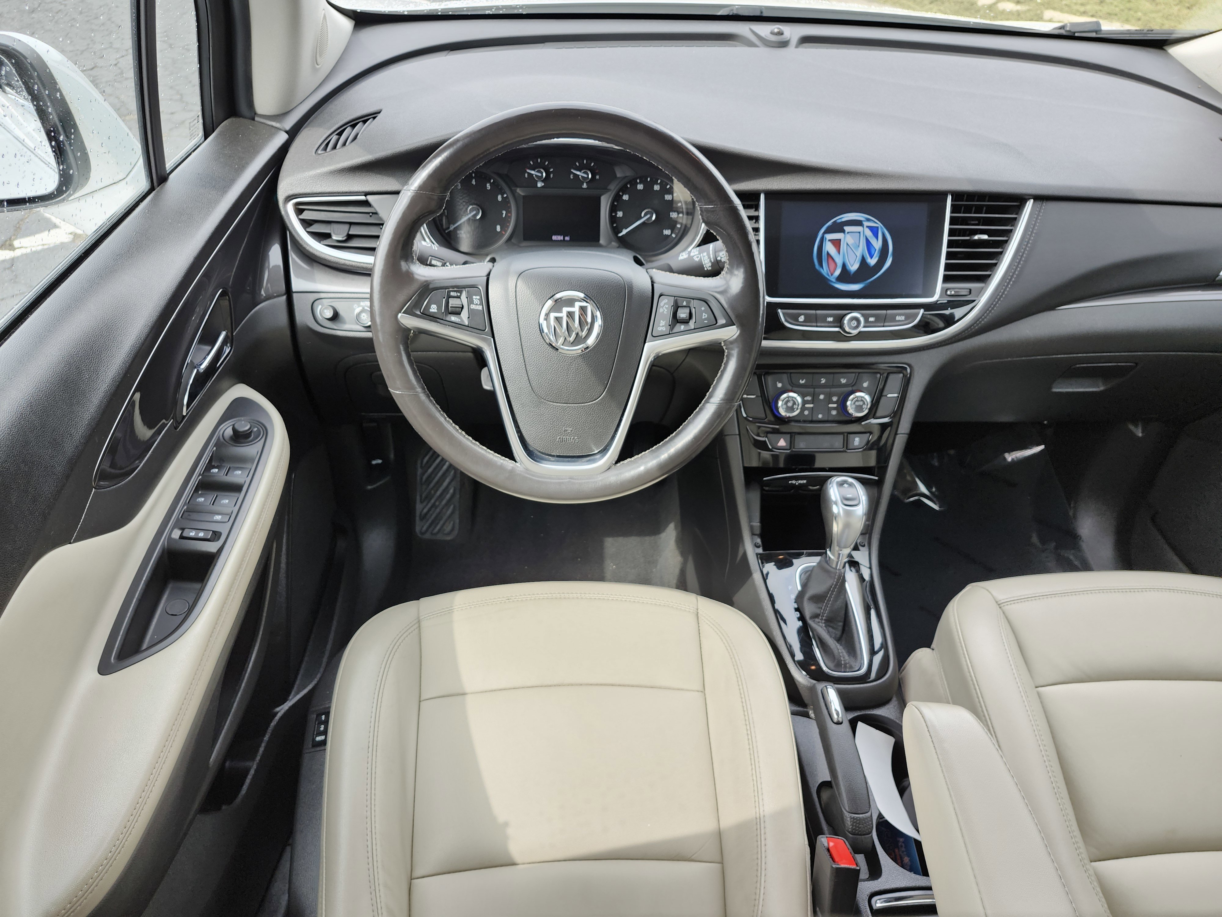 Used 2020 Buick Encore Essence AWD/4WD image 26